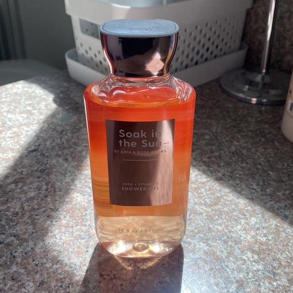 Bath & Body Works Soak in The Sun Shower Gel - Picture 4 of 4